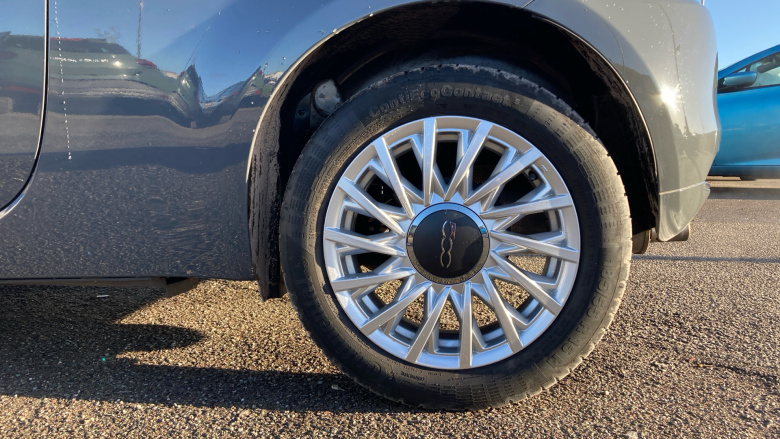 Fiat 500 1.2 Lounge 3dr Petrol Hatchback